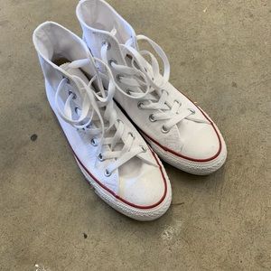 LIKE NEW: Converse Chuck Taylor High Top